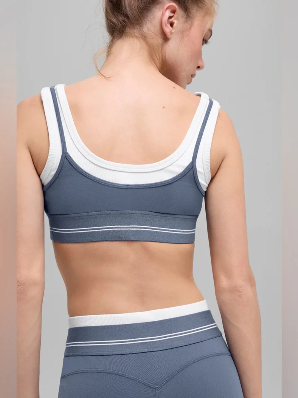 ALO YOGA | ✨NEW✨ Airbrush Better Together Bra in Bluestone/White